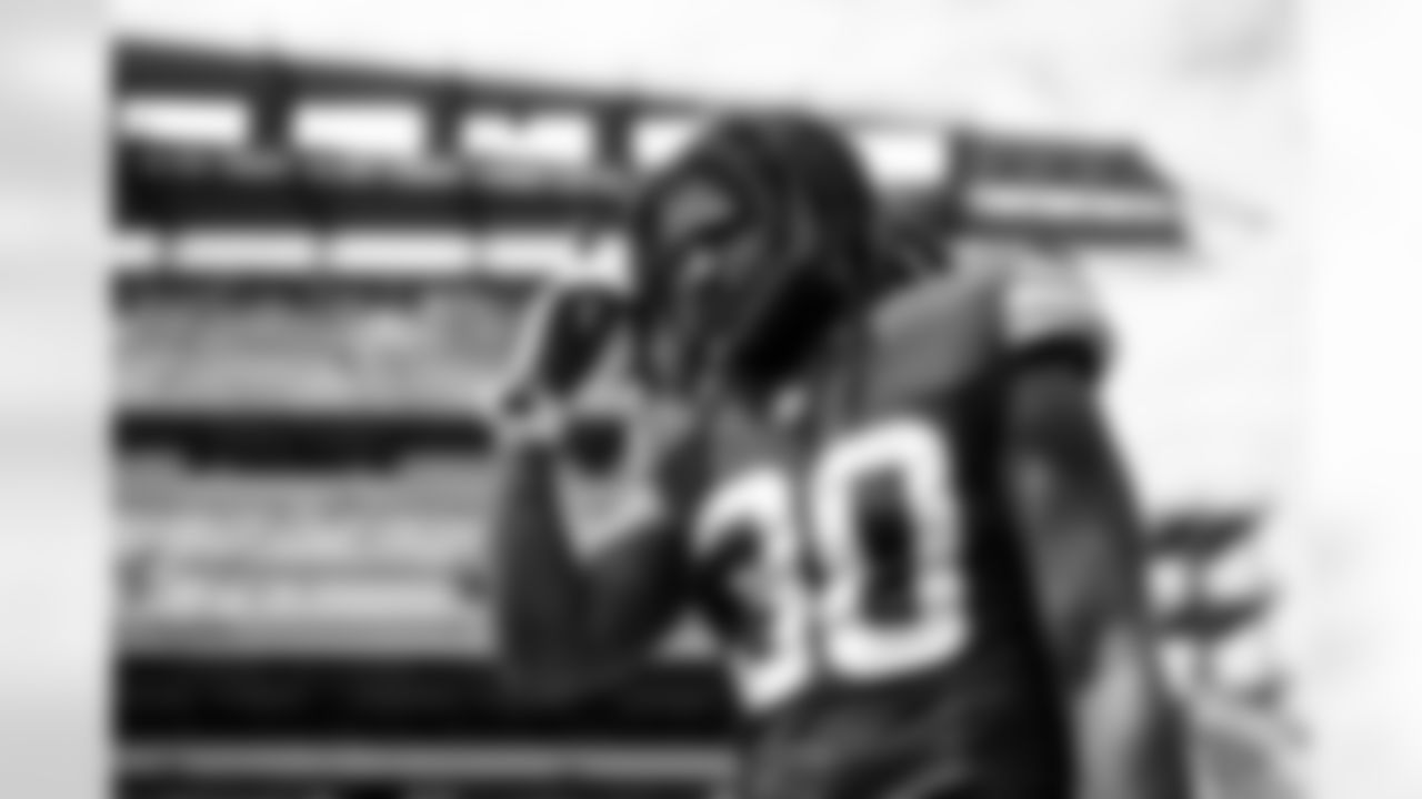 `Linebacker Devin Bush (30) before a preseason NFL football game between the Cleveland Browns and Philadelphia Eagles on August 16, 2025 at Lincoln Financial Field.