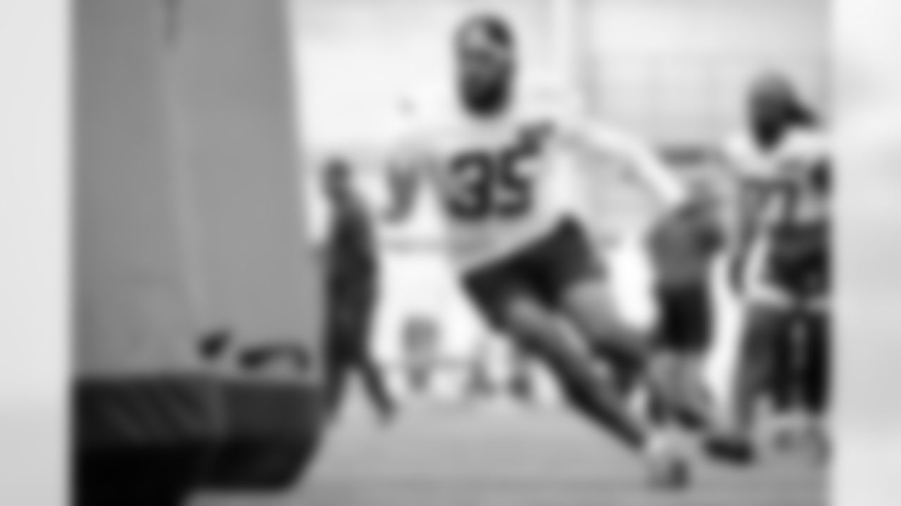Cornerback Chigozie Anusiem (35) during fieldwork in Phase II of the offseason at CrossCountry Mortgage Campus on May 15, 2025.
