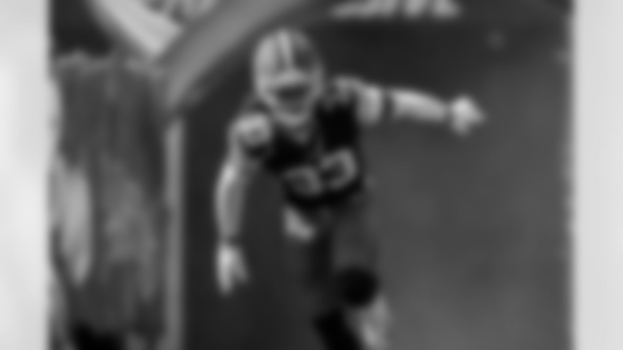 Safety Ronnie Hickman Jr. (33)