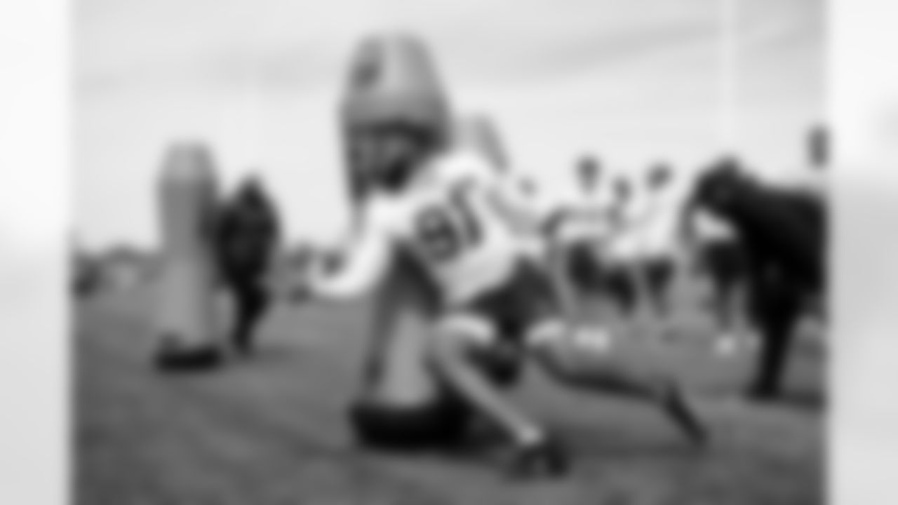 Defensive end Alex Wright (91) during fieldwork in Phase II of the offseason at CrossCountry Mortgage Campus on May 12, 2025.
