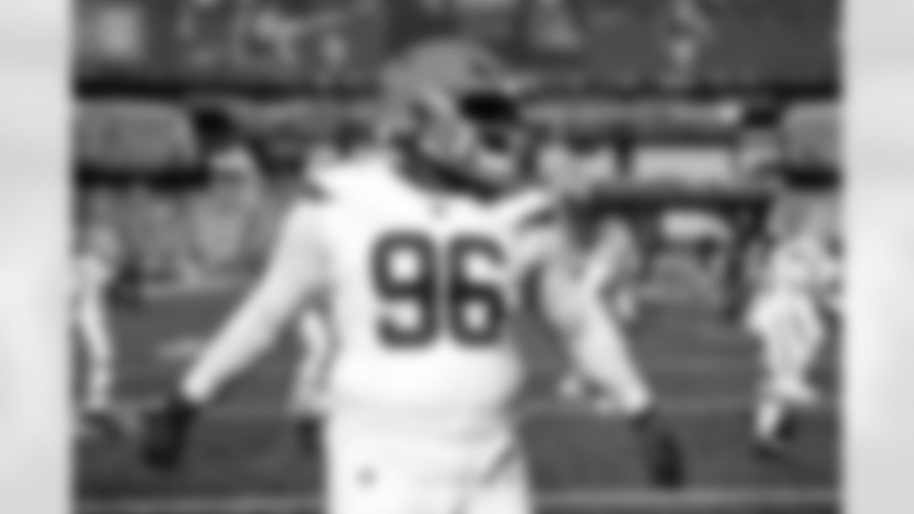 Defensive tackle Maliek Collins (96) before a NFL football game between the Cleveland Browns and New England Patriots on October 26, 2025 at Gillette Stadium.