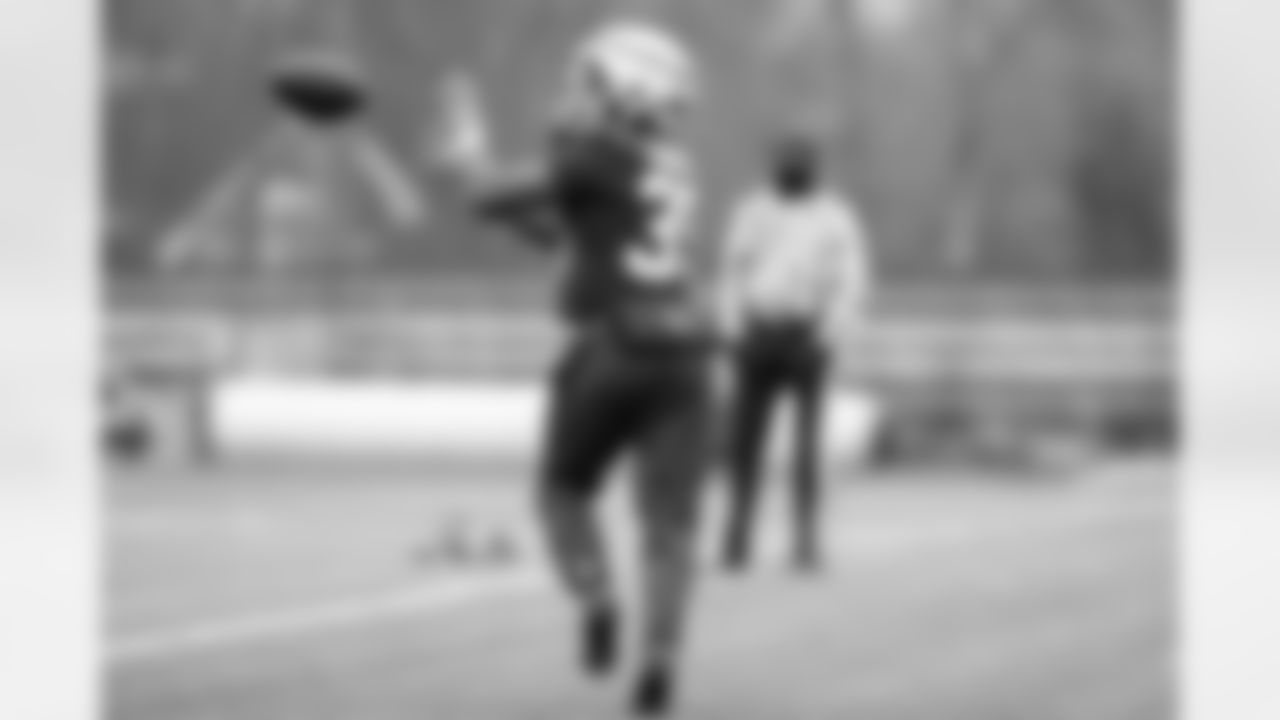 Running back Raheim Sanders (35) during practice at CrossCountry Mortgage Campus on December 26, 2025.