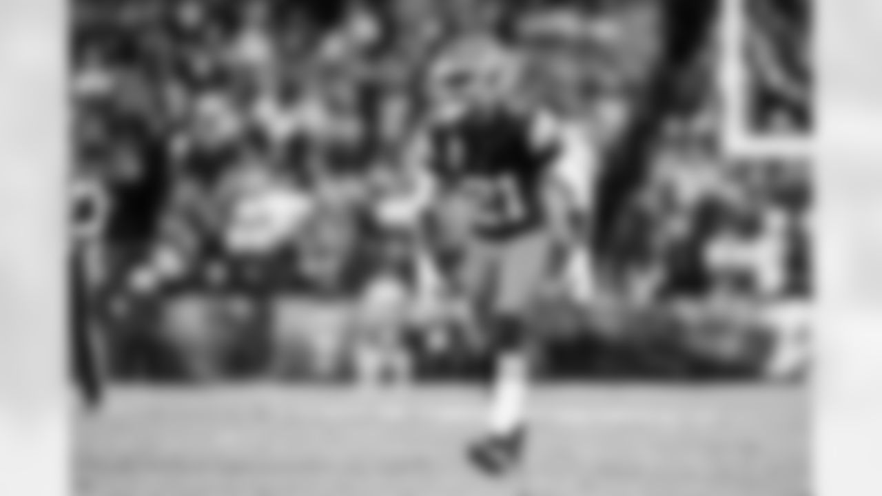 Cornerback Denzel Ward (21) during a NFL football game between the Baltimore Ravens and Cleveland Browns on November 16, 2025 at Huntington Bank Field.