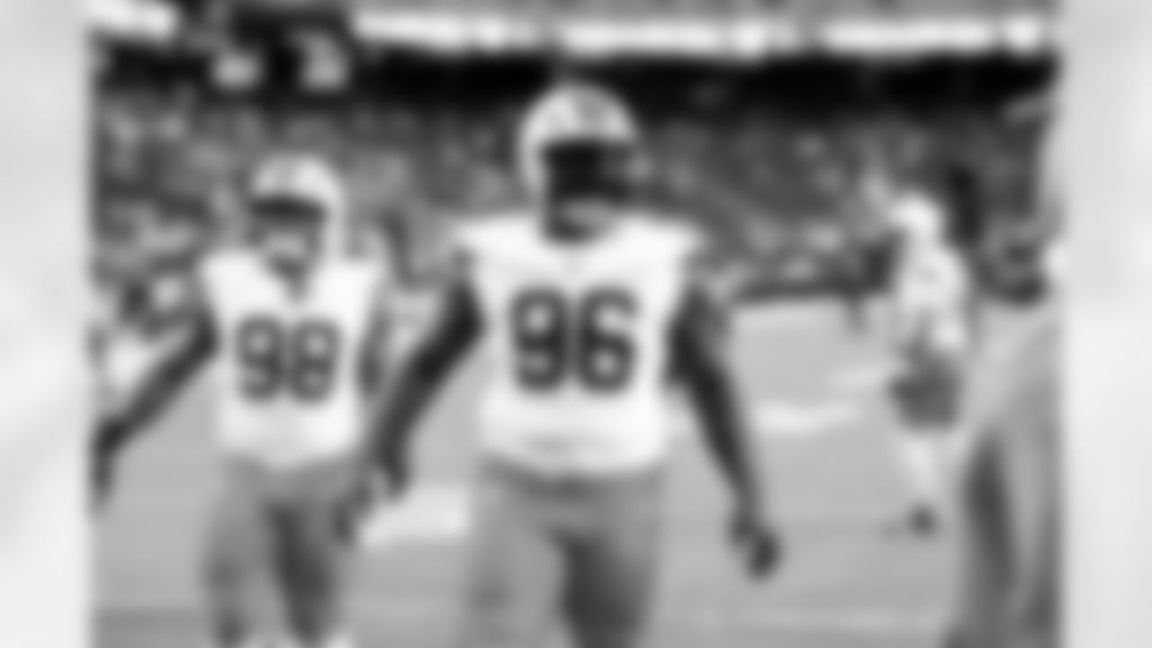 Defensive tackle Maliek Collins (96) before a NFL football game between the Cleveland Browns and Las Vegas Raiders on November 23, 2025 at Allegiant Stadium.