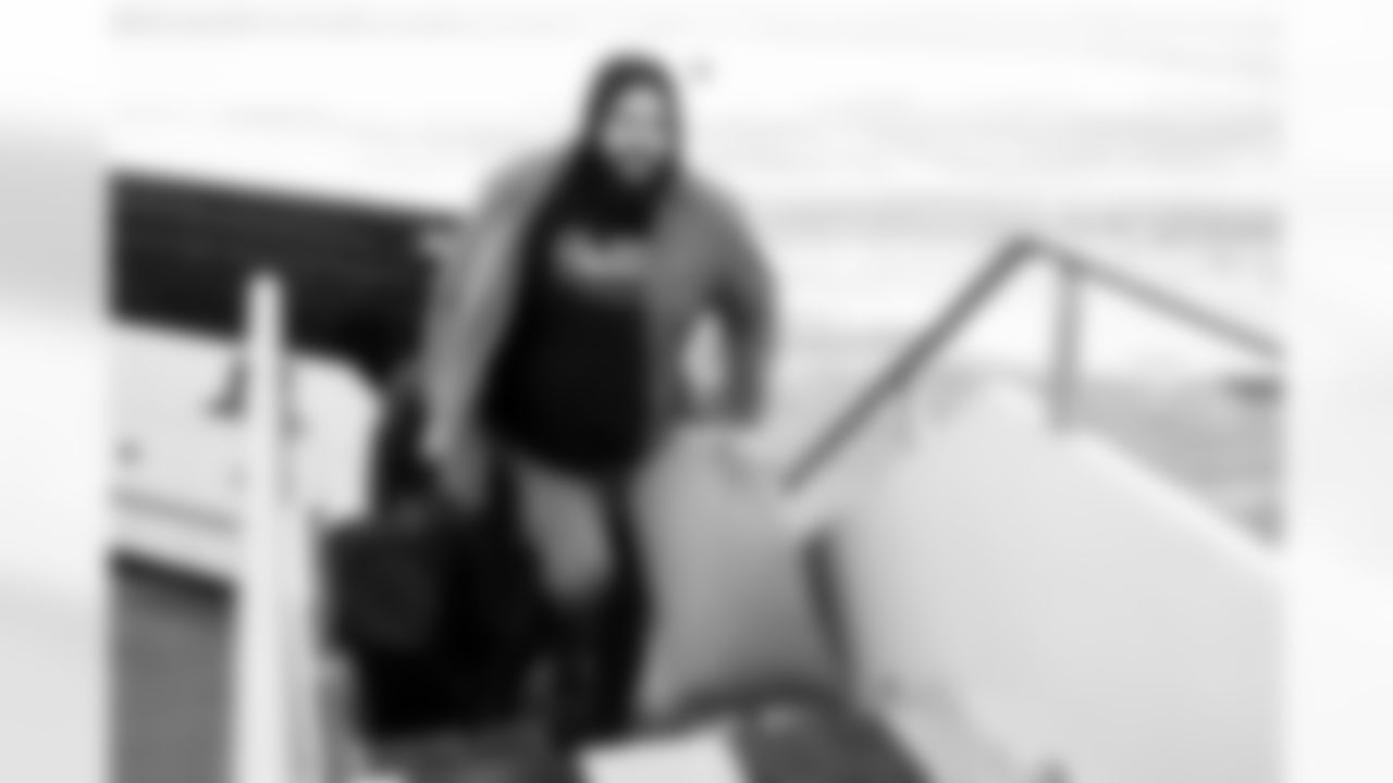 Offensive guard Joel Bitonio (75) travels to Chicago on December 13, 2025.