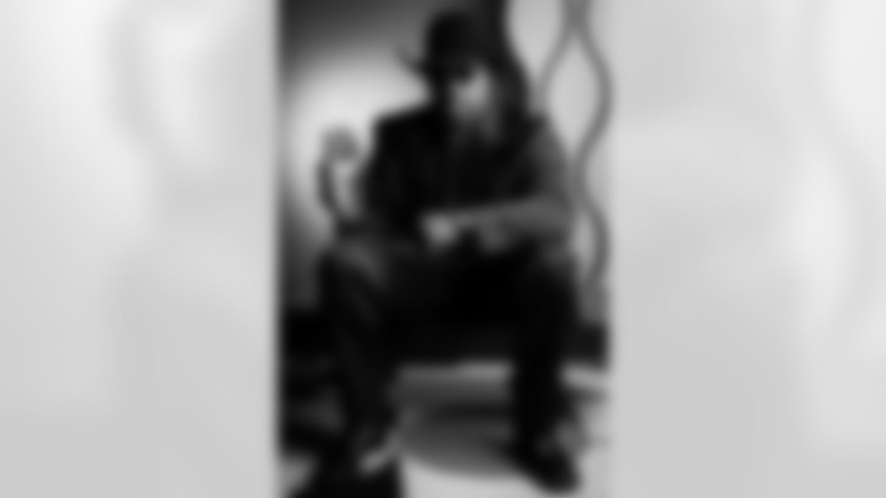 AP Defensive Player of the Year Cleveland Browns defensive end Myles Garrett (95) poses for a portrait during the NFL Honors awards show on Thursday, February 5, 2026 in San Francisco.