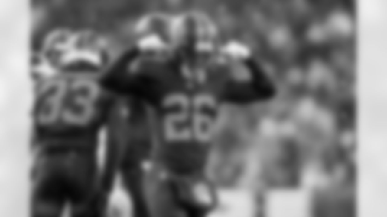 Cornerback Myles Harden (26)