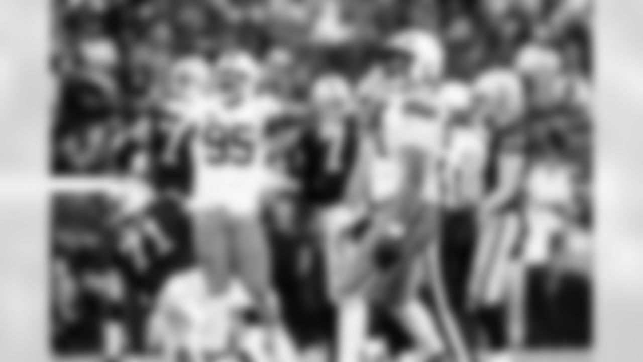 Defensive tackle Mason Graham (94) during a NFL football game between the Cleveland Browns and Las Vegas Raiders on November 23, 2025 at Allegiant Stadium. The Browns won 24-10.