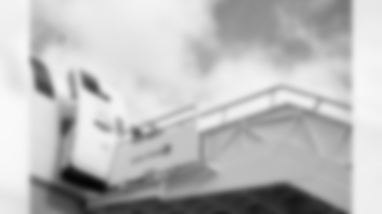 Travel to Las Vegas on November 22, 2025.