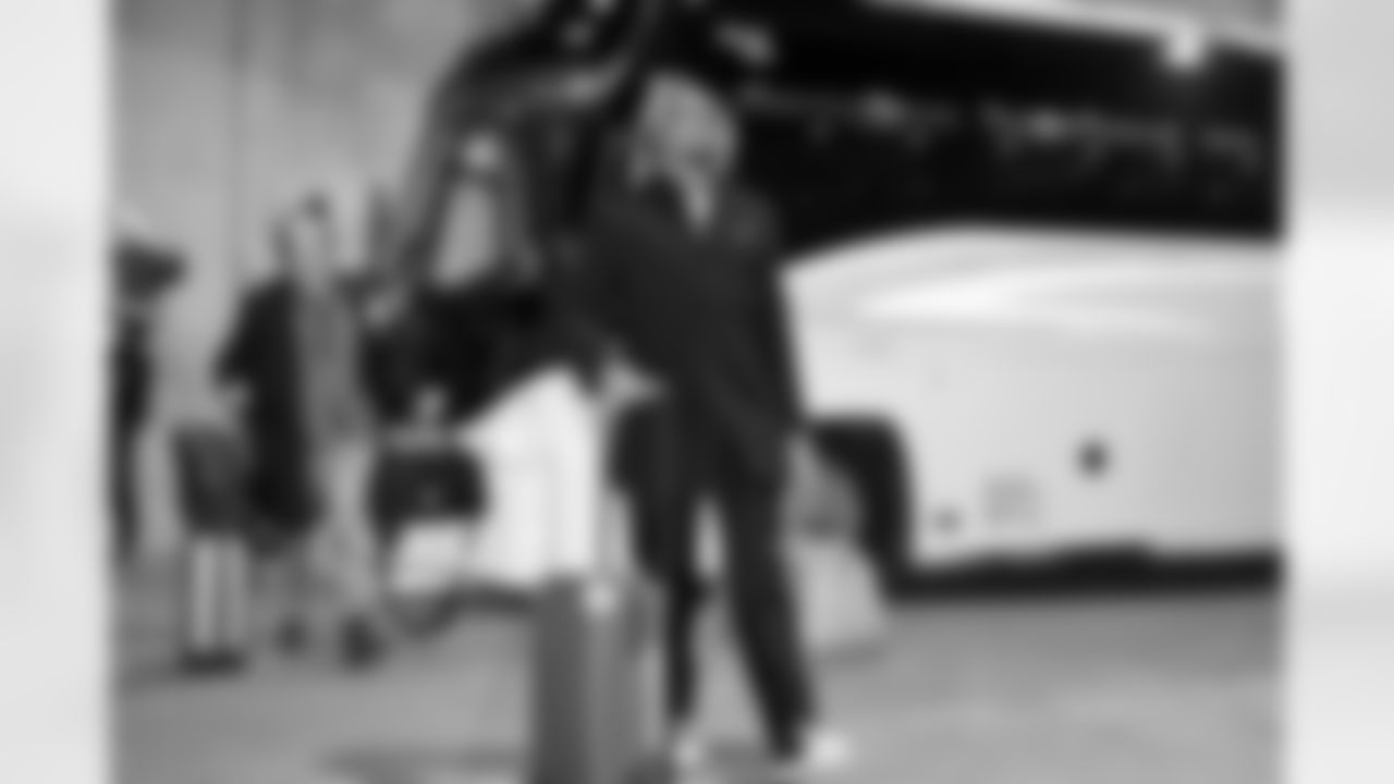 Wide receiver Isaiah Bond (16) before a NFL football game between the Cleveland Browns and Chicago Bears on December 14, 2025 at Soldier Field.