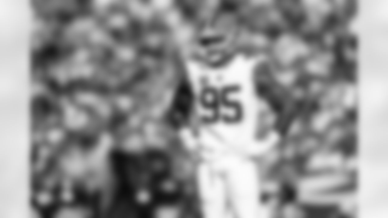 Defensive end Myles Garrett (95) during a NFL football game between the Cleveland Browns and New England Patriots on October 26, 2025 at Gillette Stadium. The Browns lost 13-32.