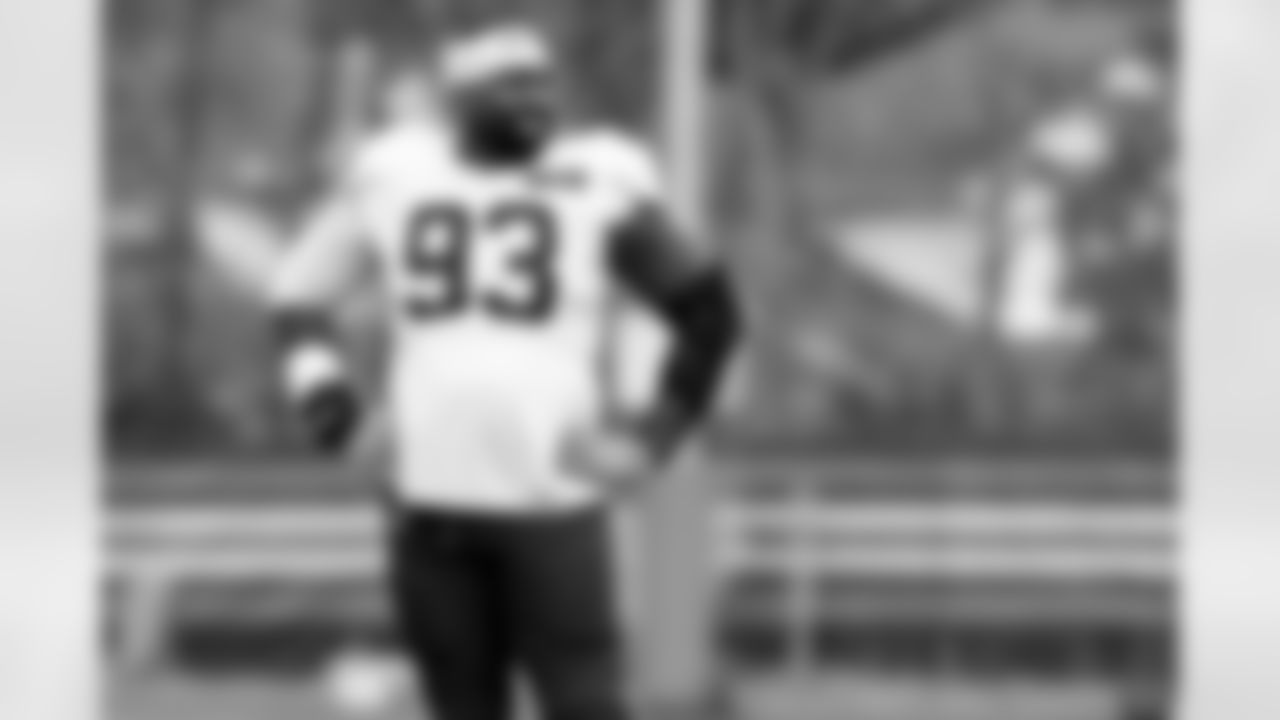 Defensive tackle Shelby Harris (93) during practice at CrossCountry Mortgage Campus on October 15, 2025.