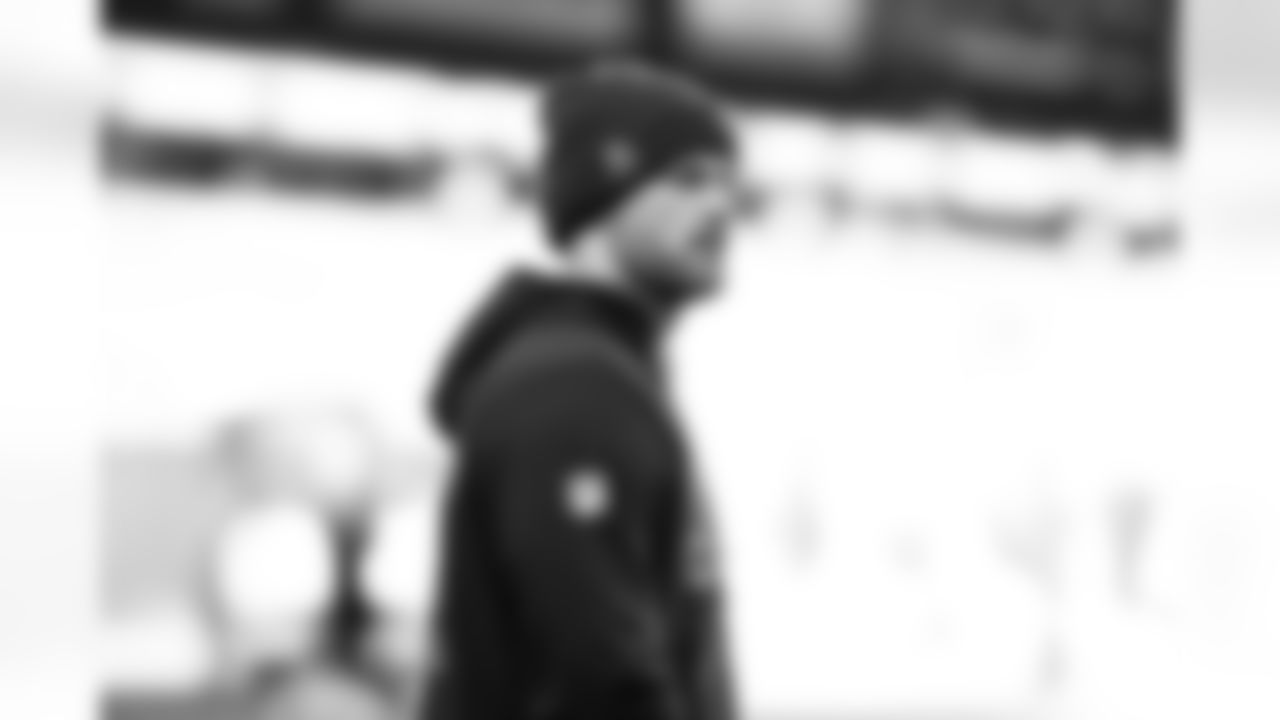 Tight end Brenden Bates (82) before a NFL football game between the Cleveland Browns and Chicago Bears on December 14, 2025 at Soldier Field.