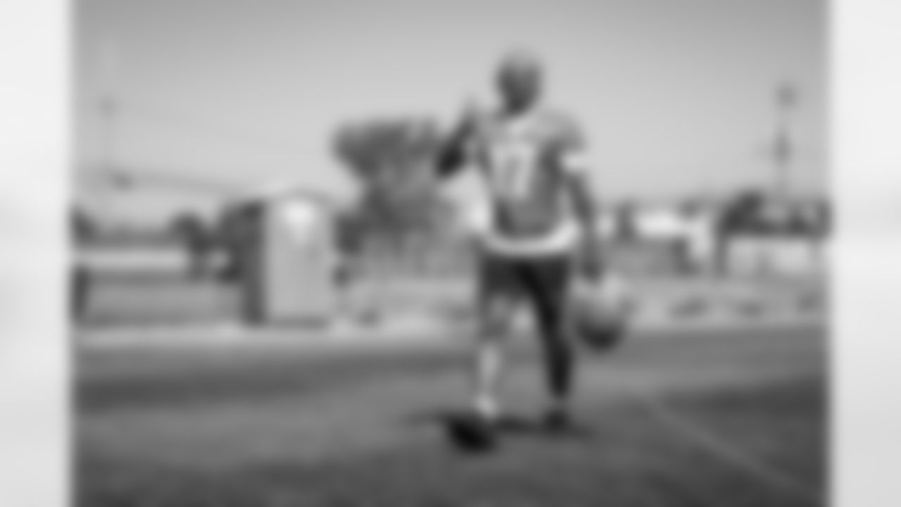 Quarterback Dorian Thompson-Robinson (17) during OTA 1 at CrossCountry Mortgage Campus on May 21, 2024.