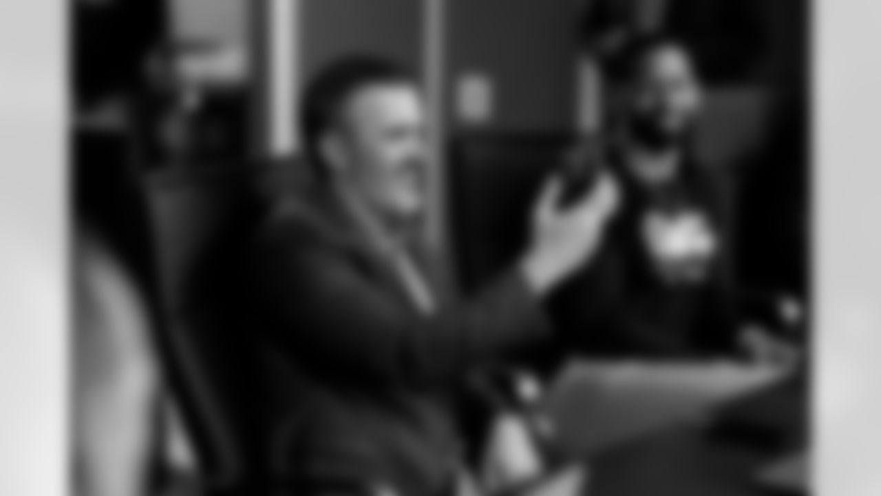 Head Coach Kevin Stefanski in the draft room at CrossCountry Mortgage Campus during night two of the 2025 NFL Draft on April 25, 2025.