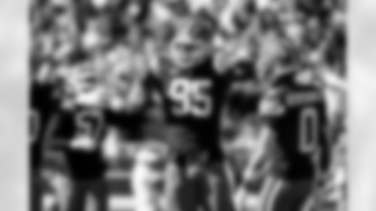 Defensive end Myles Garrett (95) during a NFL football game between the Cincinnati Bengals and Cleveland Browns on September 7, 2025 at Huntington Bank Field. The Browns lost 16-17.