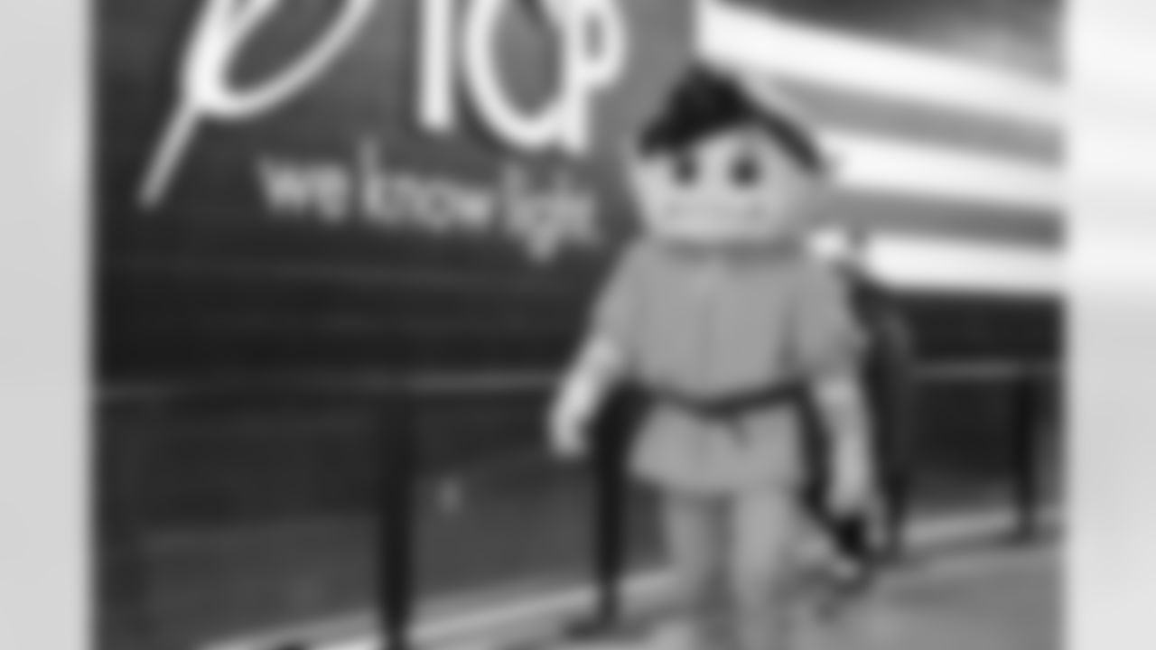 Chomps before a NFL football game between the Tennessee Titans and Cleveland Browns on December 7, 2025 at Huntington Bank Field.