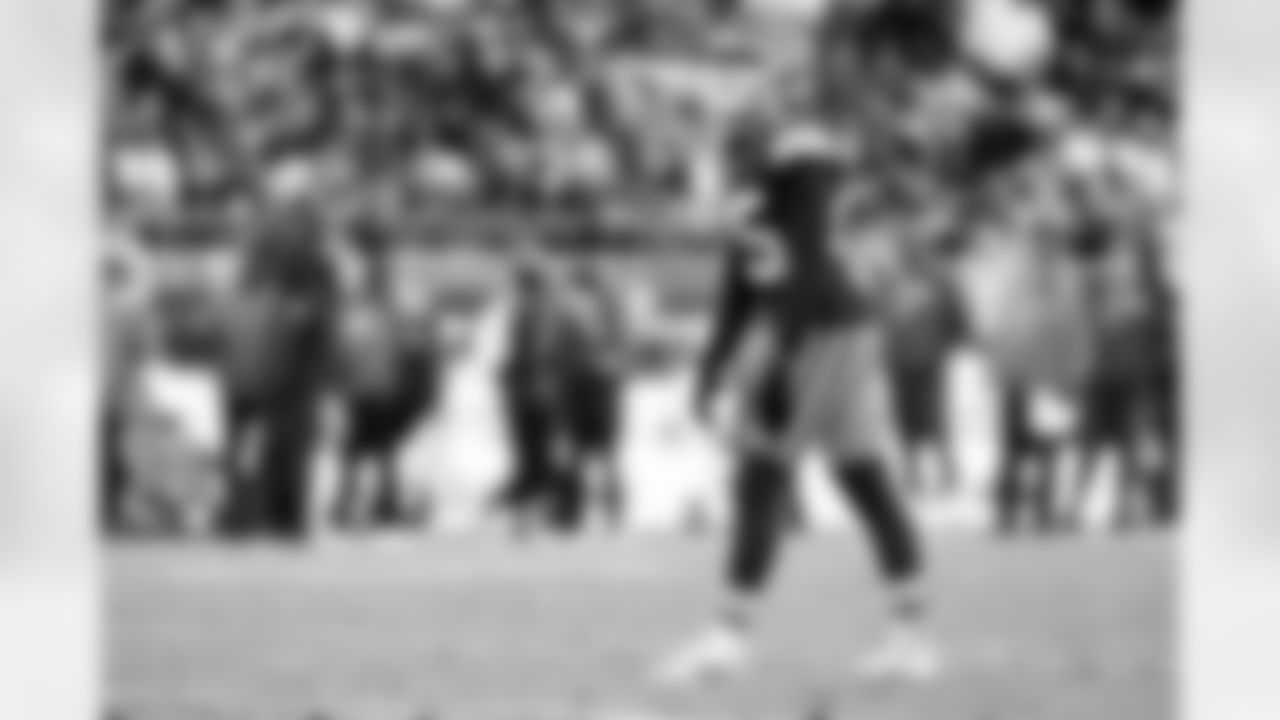 Kicker Andre Szmyt (25) during a NFL football game between the Baltimore Ravens and Cleveland Browns on November 16, 2025 at Huntington Bank Field.