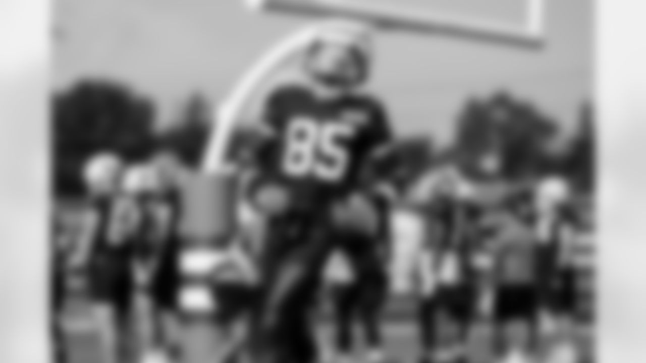 Tight end David Njoku (85) during Day 4 of Training Camp at CrossCountry Mortgage Campus on July 26, 2025.
