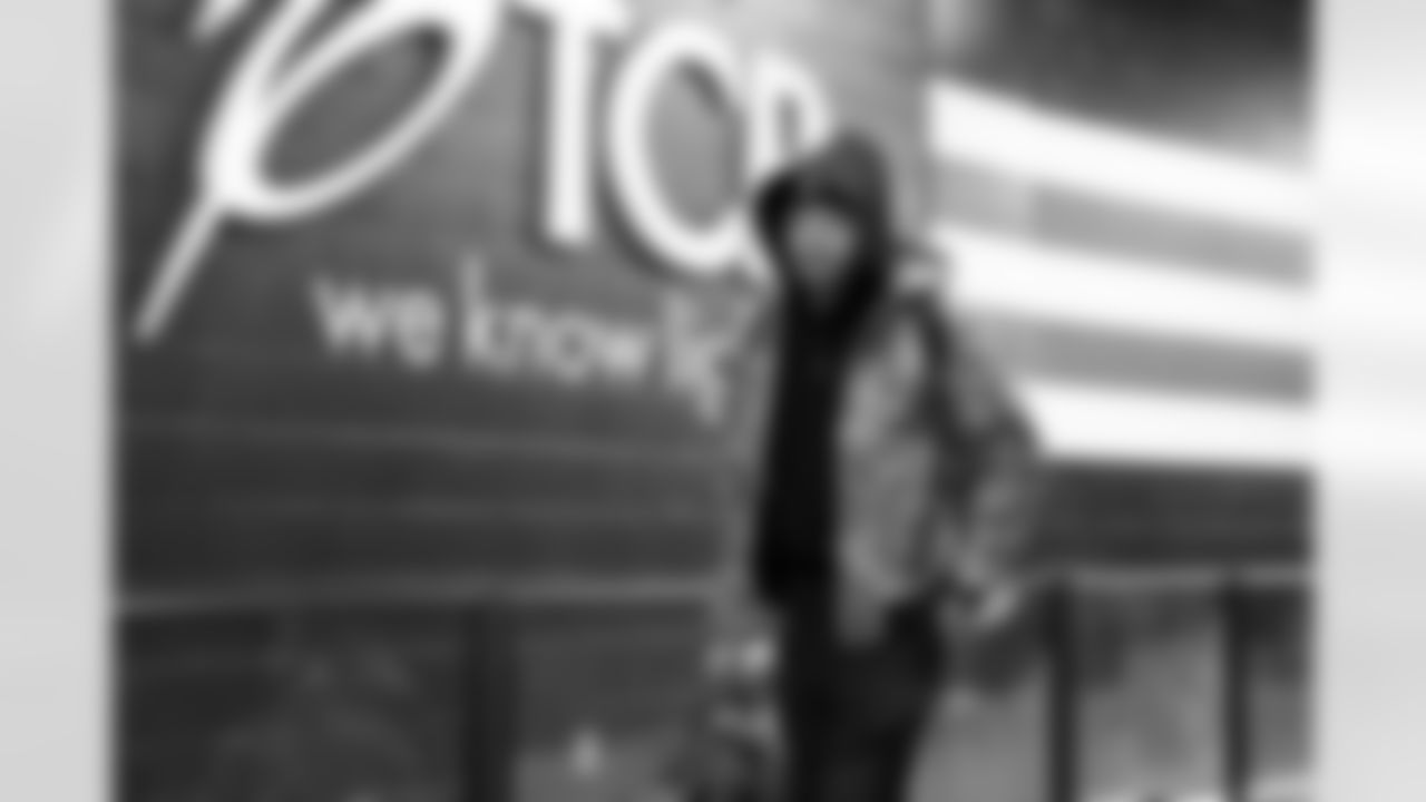 Cornerback Tyson Campbell (7) before a NFL football game between the San Francisco 49ers and Cleveland Browns on November 30, 2025 at Huntington Bank Field.