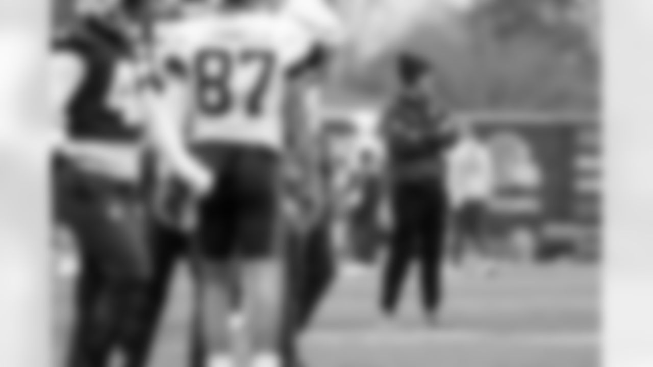 Head Coach Kevin Stefanski during practice at CrossCountry Mortgage Campus on November 20, 2025.