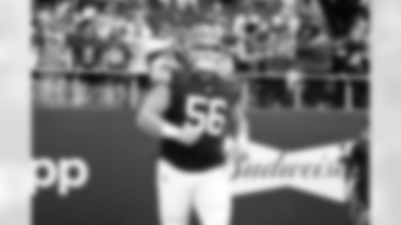 Center Luke Wypler (56) before a NFL football game between the Minnesota Vikings and Cleveland Browns on October 5, 2025 at Tottenham Hotspur Stadium.