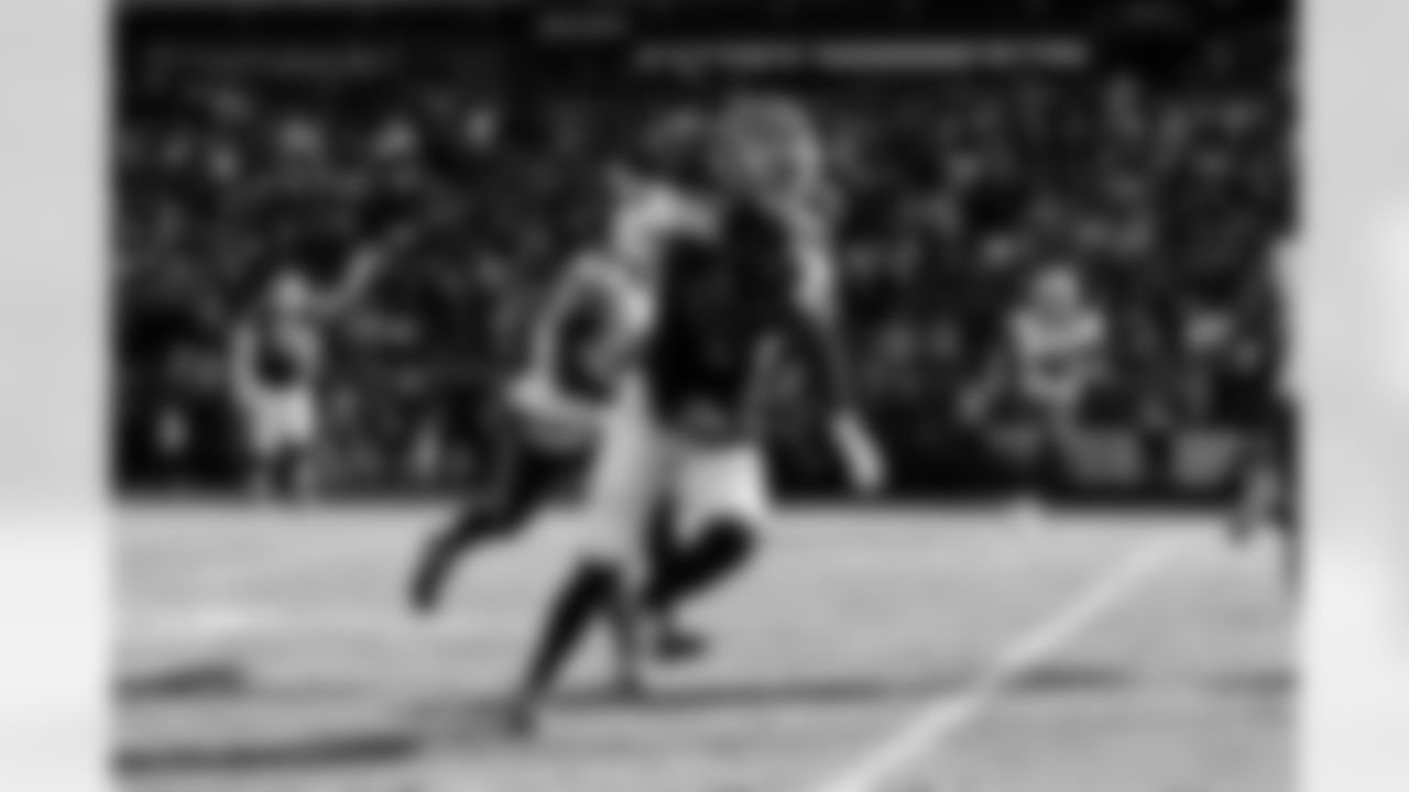 Tight end Harold Fannin Jr. (44) during a NFL football game between the Buffalo Bills and Cleveland Browns on December 21, 2025 at Huntington Bank Field.