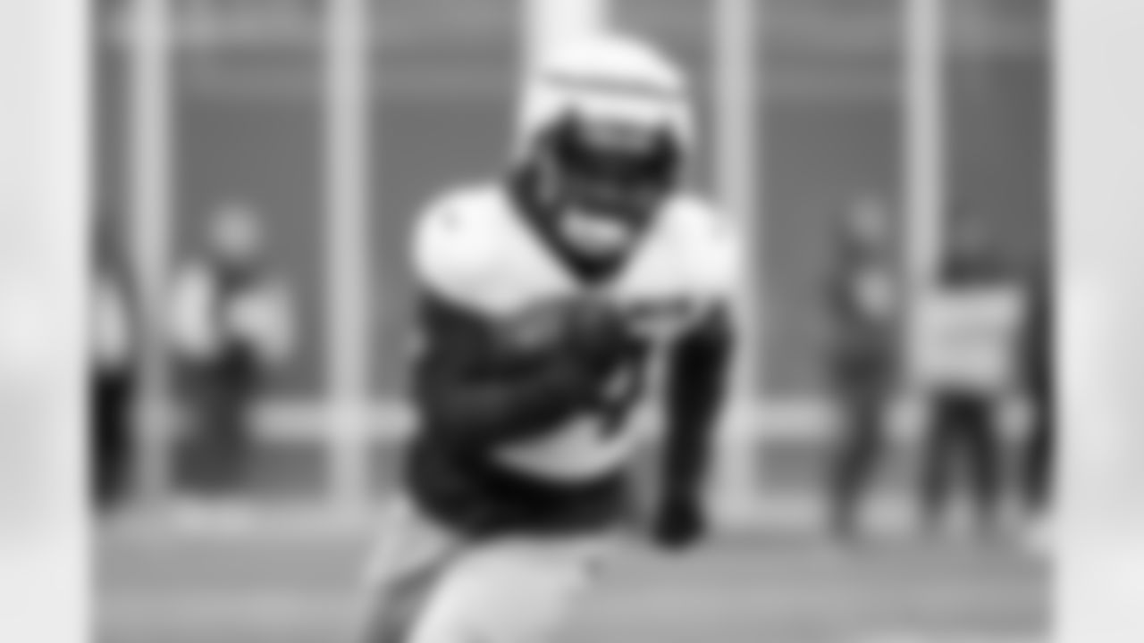 Running back Jerome Ford (34) during practice at CrossCountry Mortgage Campus on November 19, 2025.