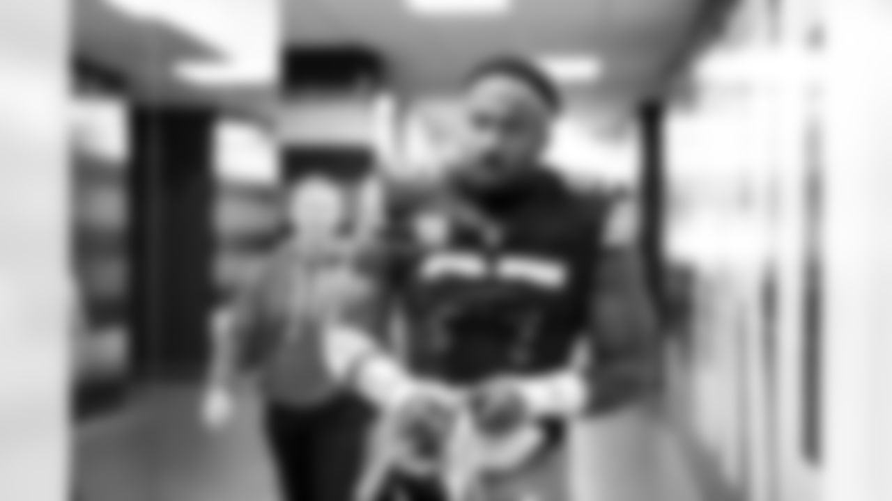 Defensive end Myles Garrett (95) before a NFL football game between the Baltimore Ravens and Cleveland Browns on November 16, 2025 at Huntington Bank Field.