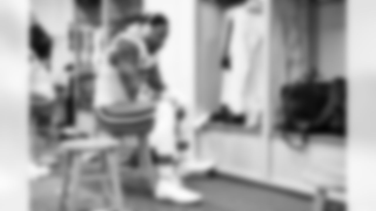 Defensive end Myles Garrett (95) before a NFL football game between the Cleveland Browns and Cincinnati Bengals on January 4, 2026 at Paycor Stadium.