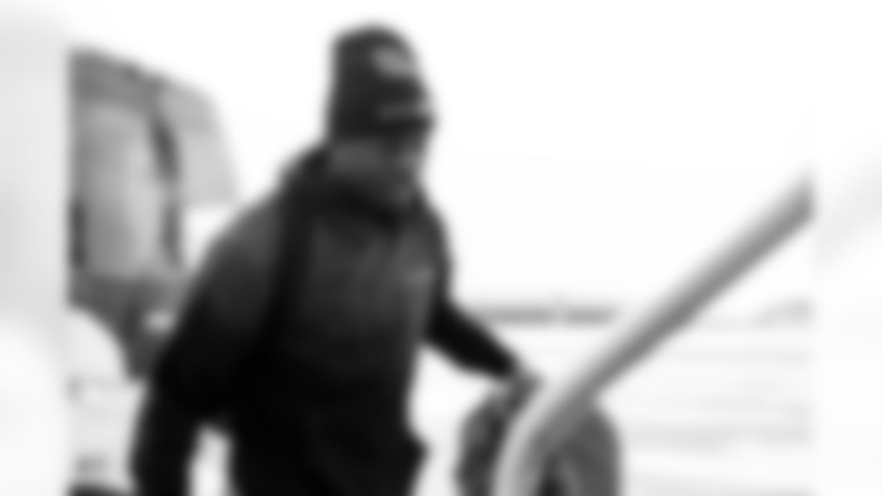 Safety Christopher Edmonds (41) travels to Cincinnati on January 3, 2026.