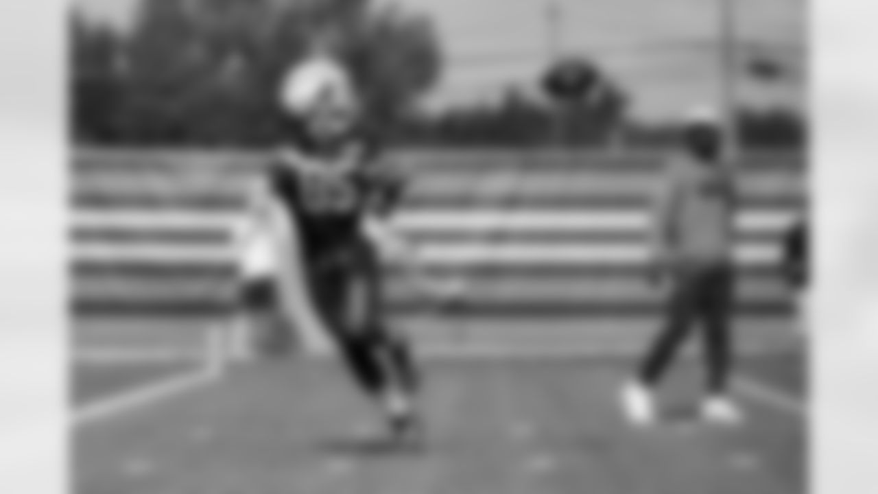 Tight end David Njoku (85) during Day 4 of Training Camp at CrossCountry Mortgage Campus on July 26, 2025.