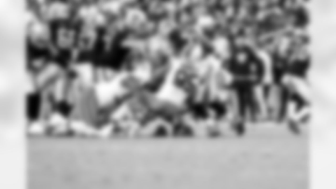 Defensive end Myles Garrett (95) during a NFL football game between the Cleveland Browns and Las Vegas Raiders on November 23, 2025 at Allegiant Stadium.