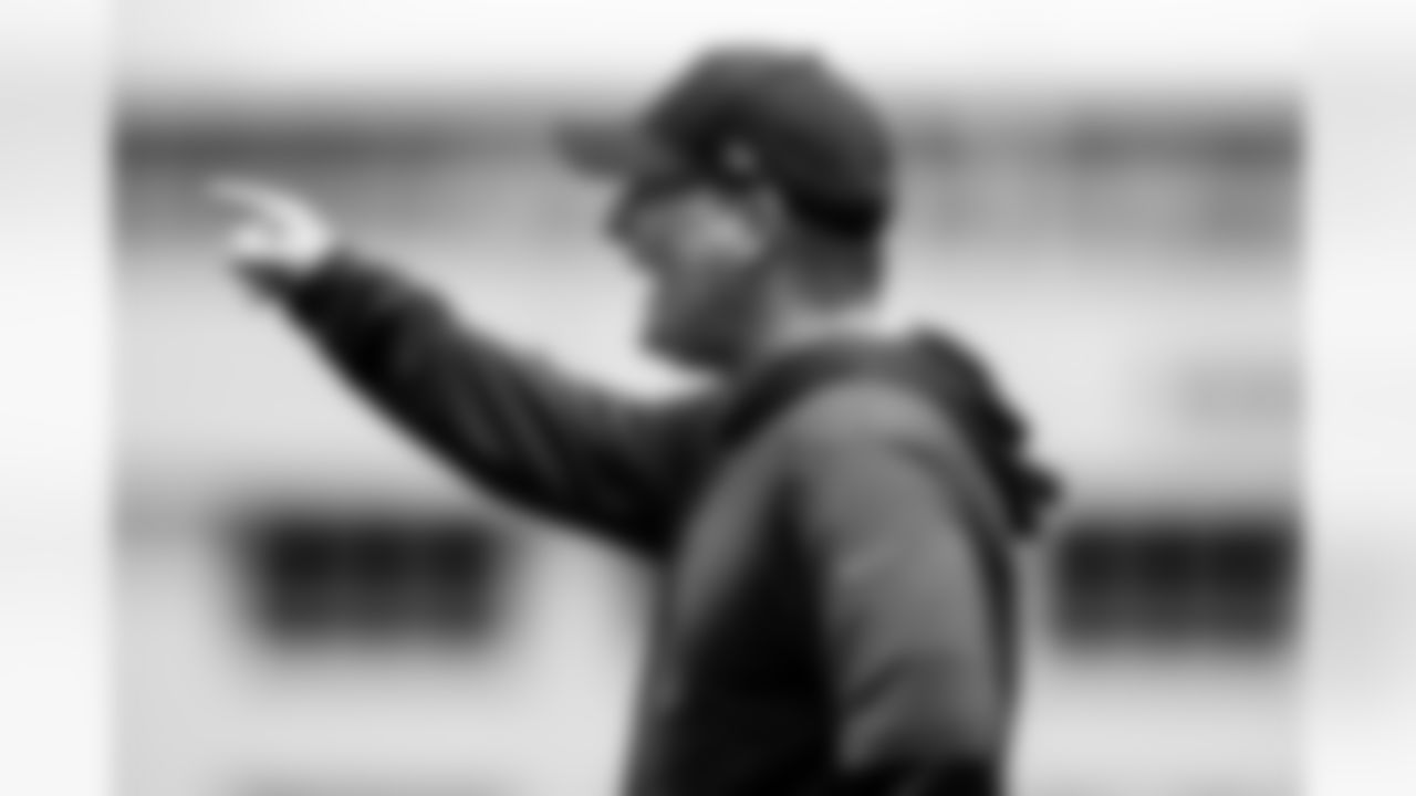 Linebackers Coach Jason Tarver during the fourth day of OTAs at CrossCountry Mortgage Campus on June 3, 2025.