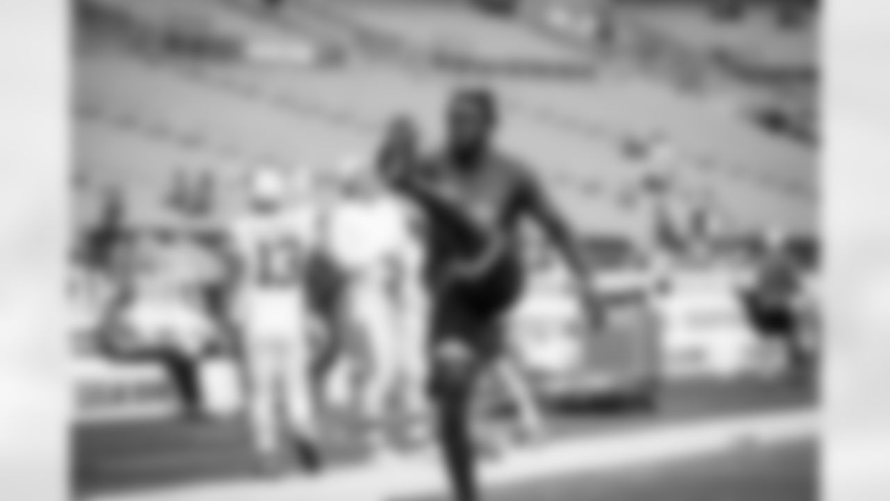 Wide receiver Michael Woods II (81) before a preseason NFL football game between the Minnesota Vikings and Cleveland Browns on August 17, 2024 at Cleveland Browns Stadium.