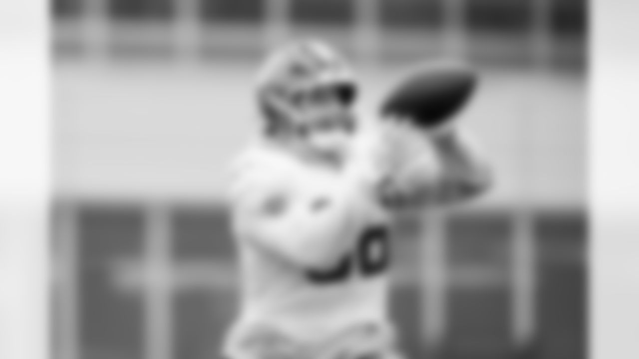 Tight end Blake Whiteheart (86) during practice at CrossCountry Mortgage Campus on November 3, 2025.