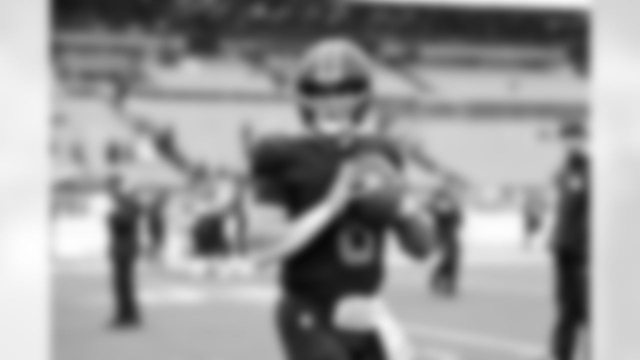 Quarterback Dillon Gabriel (8) before a NFL football game between the Miami Dolphins and Cleveland Browns on October 19, 2025 at Huntington Bank Field.