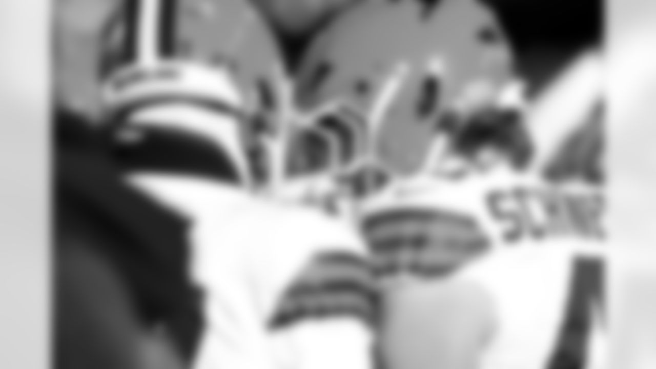 Linebacker Jerome Baker (17) and Linebacker Carson Schwesinger (49) before a NFL football game between the Cleveland Browns and Chicago Bears on December 14, 2025 at Soldier Field.