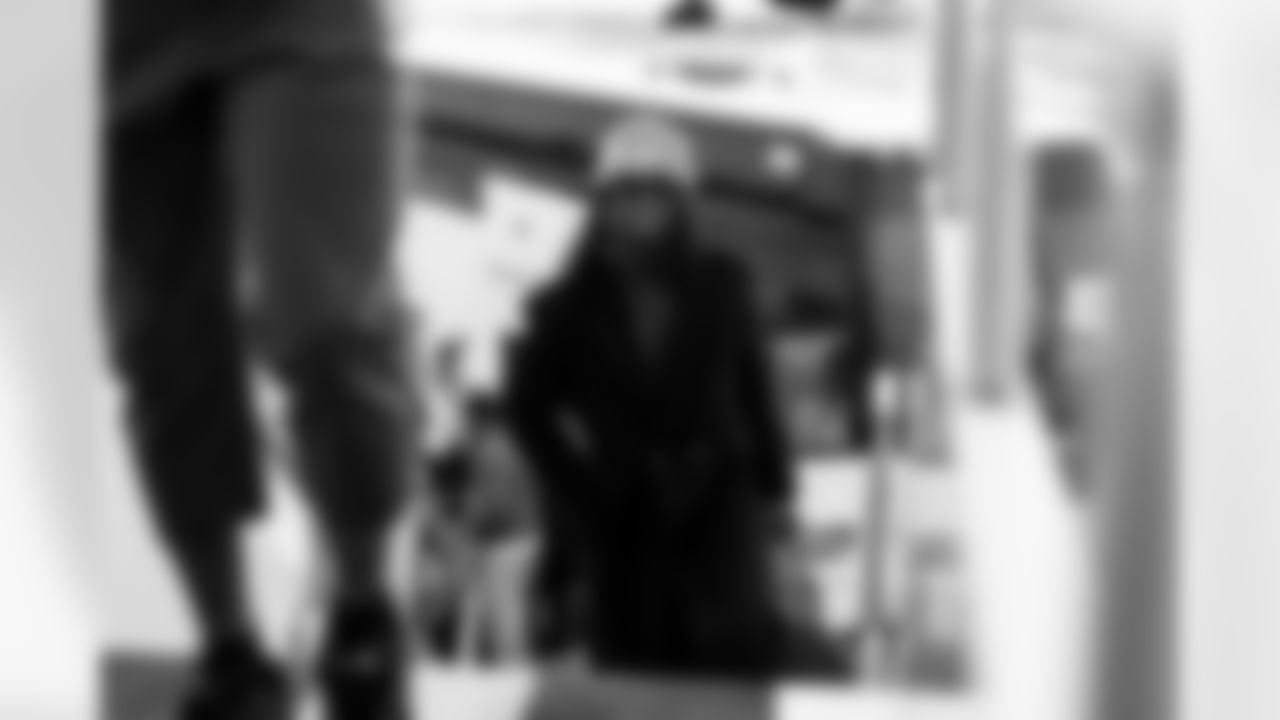 Linebacker Jerome Baker (17) travels to Cincinnati on January 3, 2026.