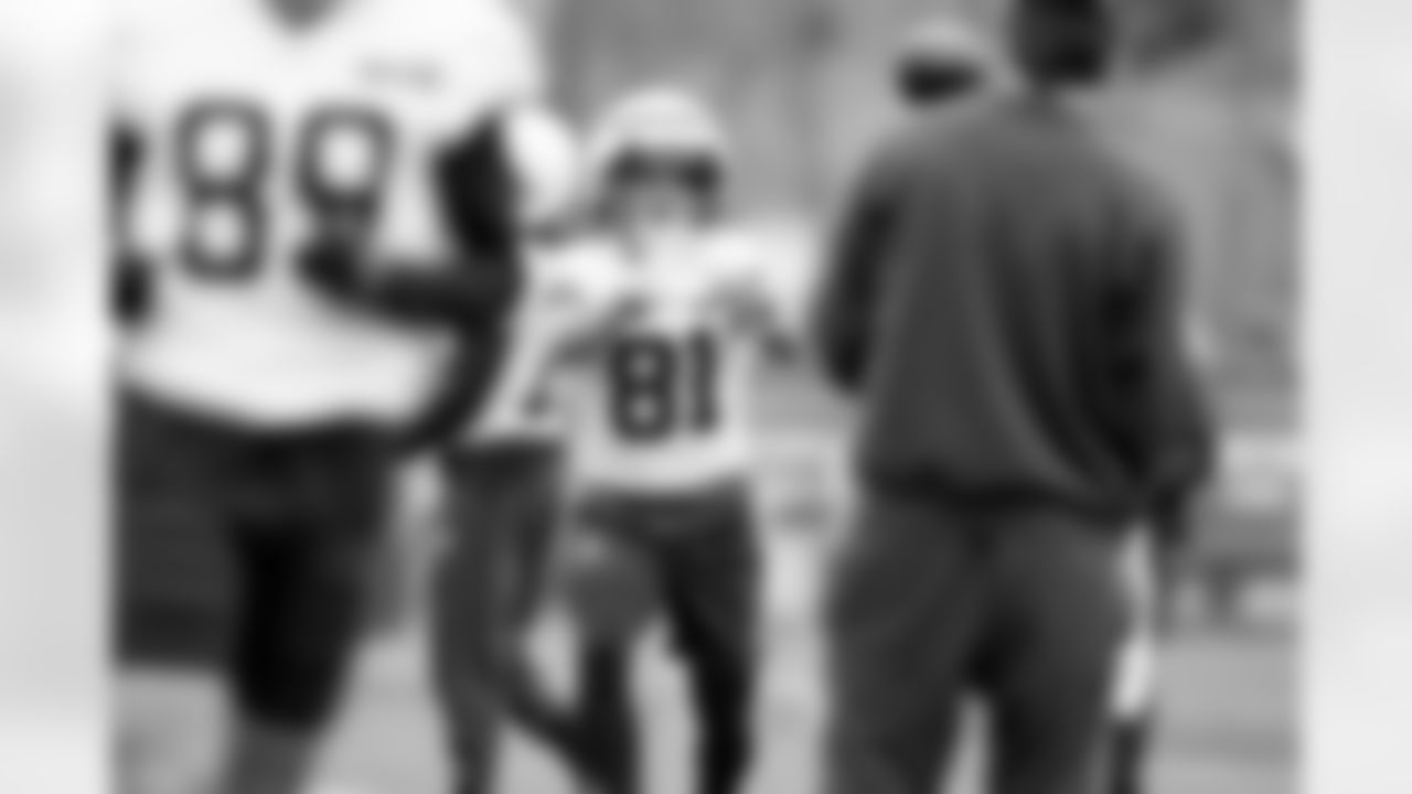 Wide receiver Luke Floriea (81) during practice at CrossCountry Mortgage Campus on November 20, 2025.