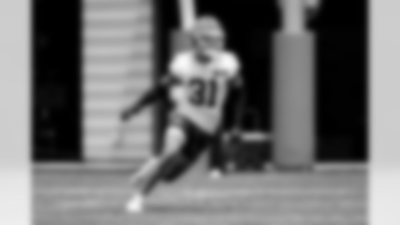 Safety Donovan McMillon (31) during the first day of mandatory minicamp at CrossCountry Mortgage Campus on June 10, 2025.