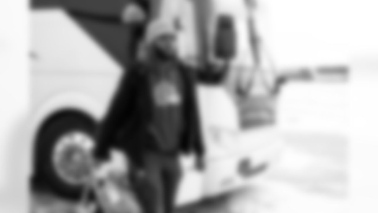 Running back Raheim Sanders (35) travels to Cincinnati on January 3, 2026.