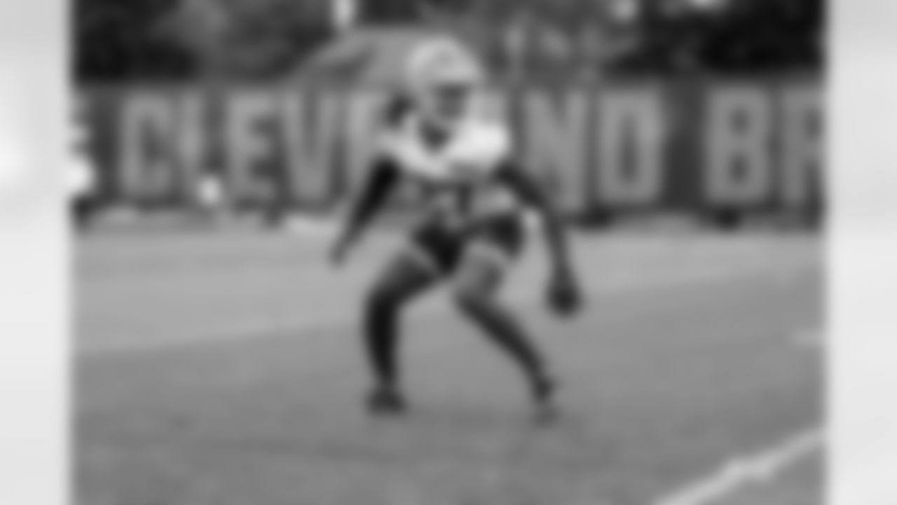 Cornerback LaMareon James (27) during the first day of OTAs at CrossCountry Mortgage Campus on May 27, 2025.