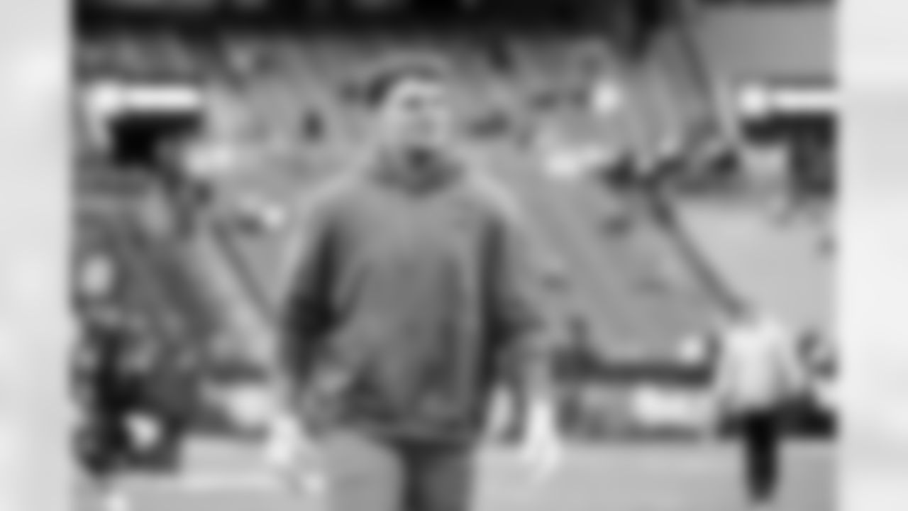 Defensive tackle Mason Graham (94) before a NFL football game between the Baltimore Ravens and Cleveland Browns on November 16, 2025 at Huntington Bank Field.