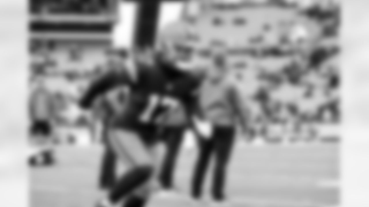 Linebacker Jerome Baker (17) before a NFL football game between the Baltimore Ravens and Cleveland Browns on November 16, 2025 at Huntington Bank Field.