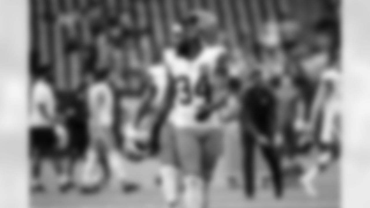 Running back Jerome Ford (34) before a NFL Wild Card playoff football game between the Cleveland Browns and Houston Texans on January 13, 2024 at NRG Stadium.