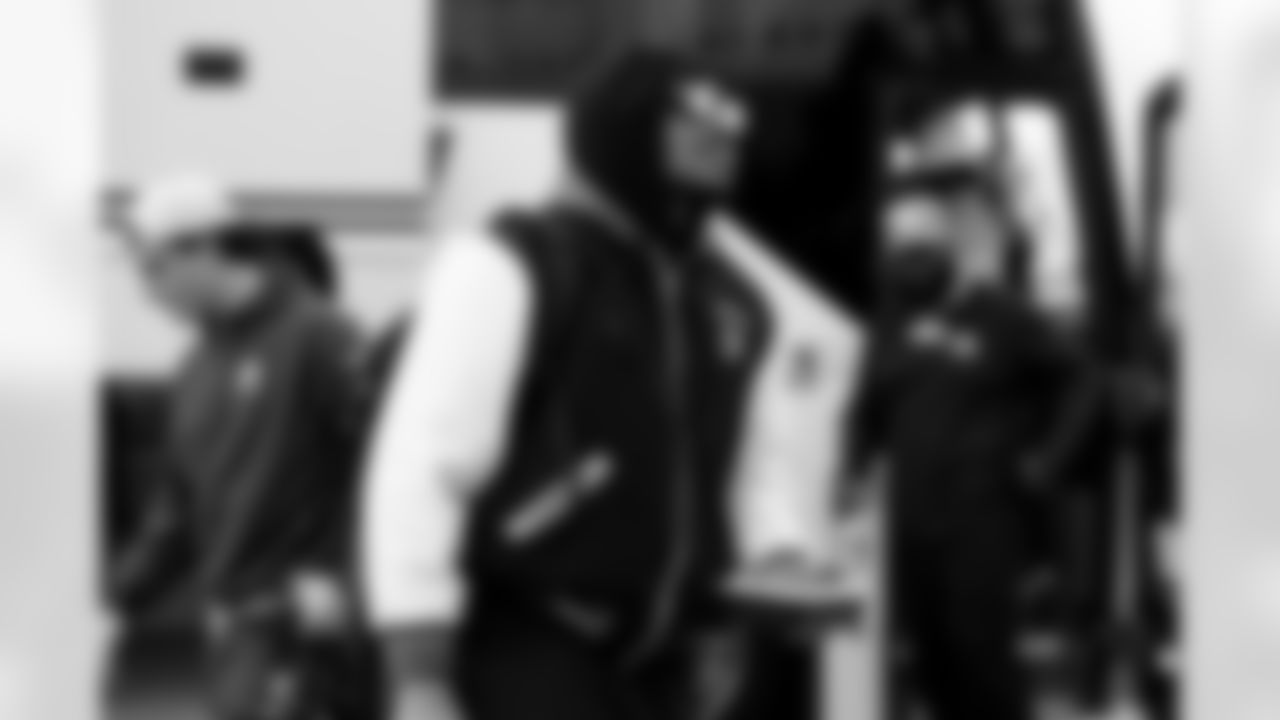 Linebacker Mohamoud Diabate (43) travels to Las Vegas on November 22, 2025.