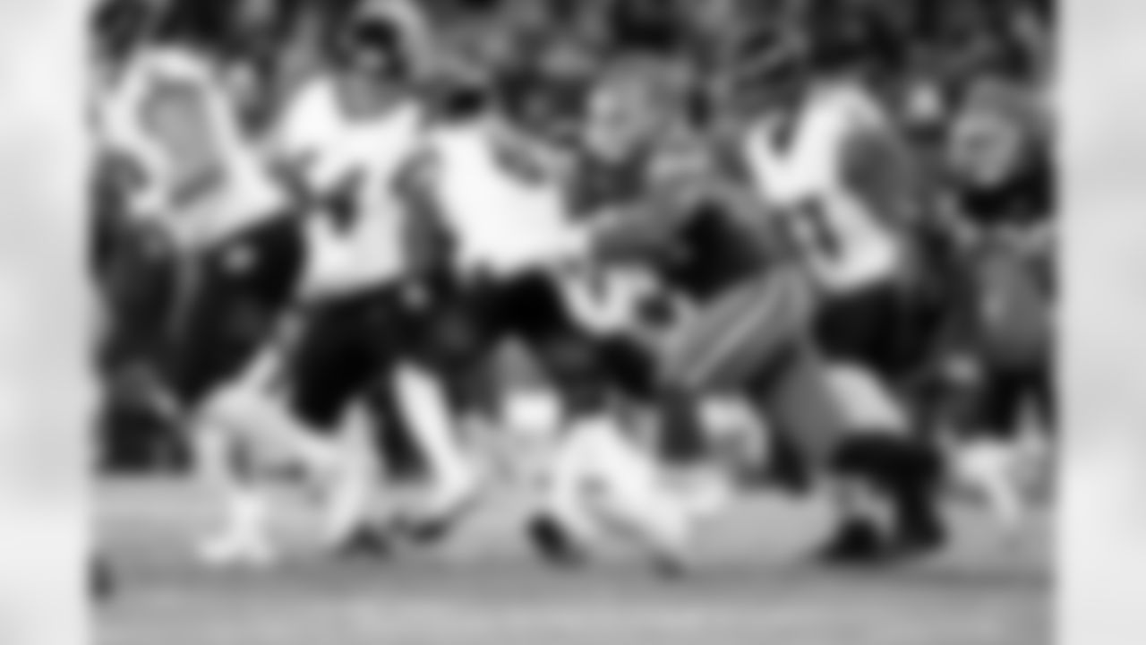 Defensive end Myles Garrett (95) during a NFL football game between the Baltimore Ravens and Cleveland Browns on November 16, 2025 at Huntington Bank Field. The Browns lost 16-23.l