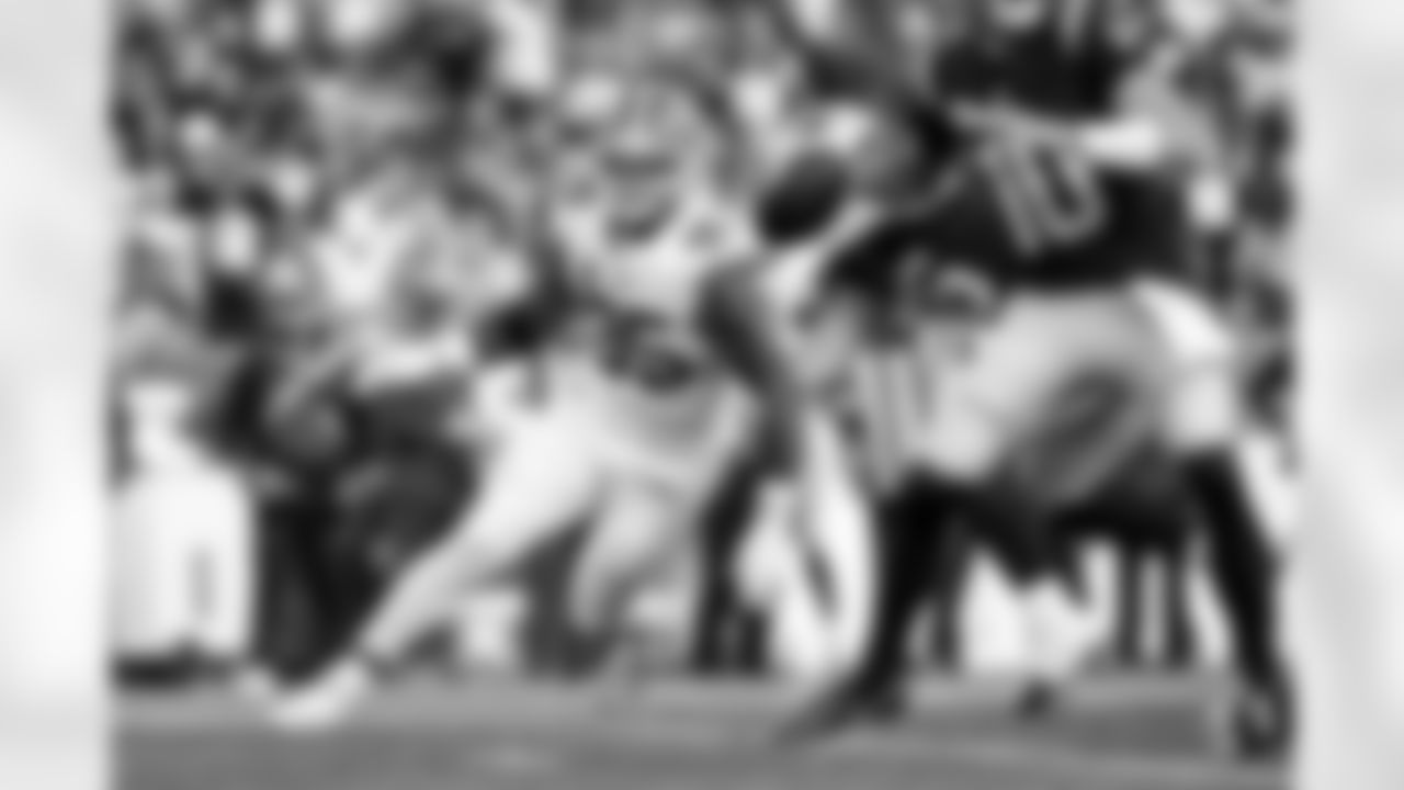 Defensive end Myles Garrett (95) during a NFL football game between the Cleveland Browns and New England Patriots on October 26, 2025 at Gillette Stadium. The Browns lost 13-32.