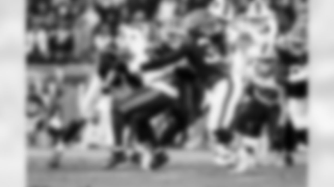 Linebacker Devin Bush (30) during a NFL football game between the Buffalo Bills and Cleveland Browns on December 21, 2025 at Huntington Bank Field.